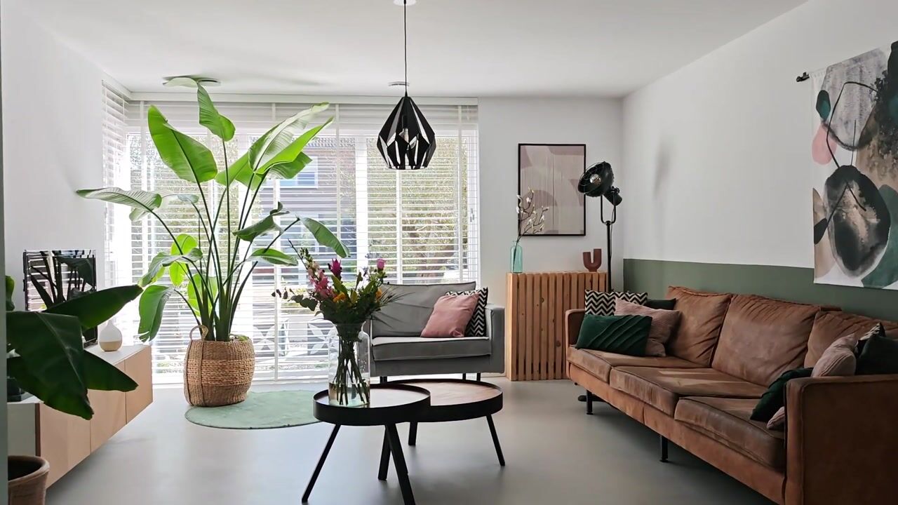 Video of Hoornbloem 32