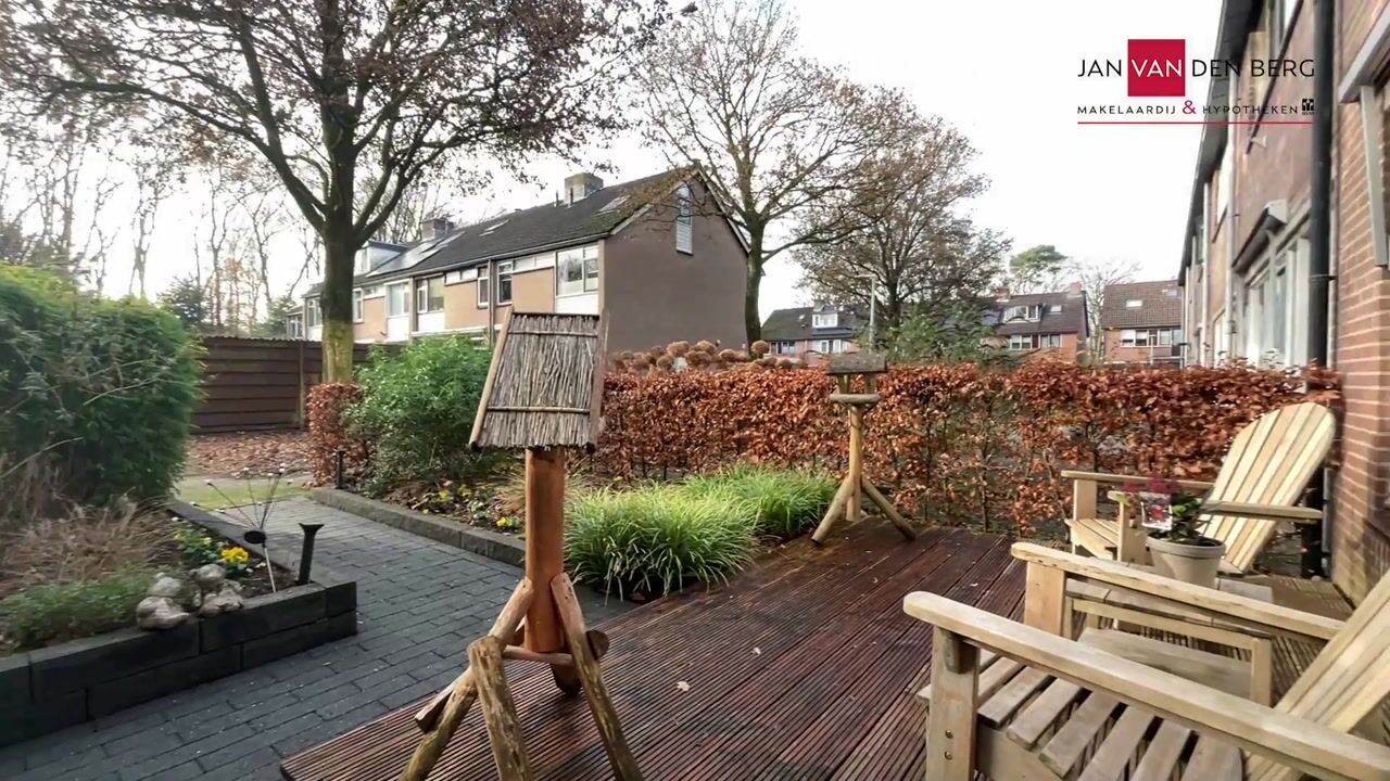 Video van Kamperfoeliehof 33