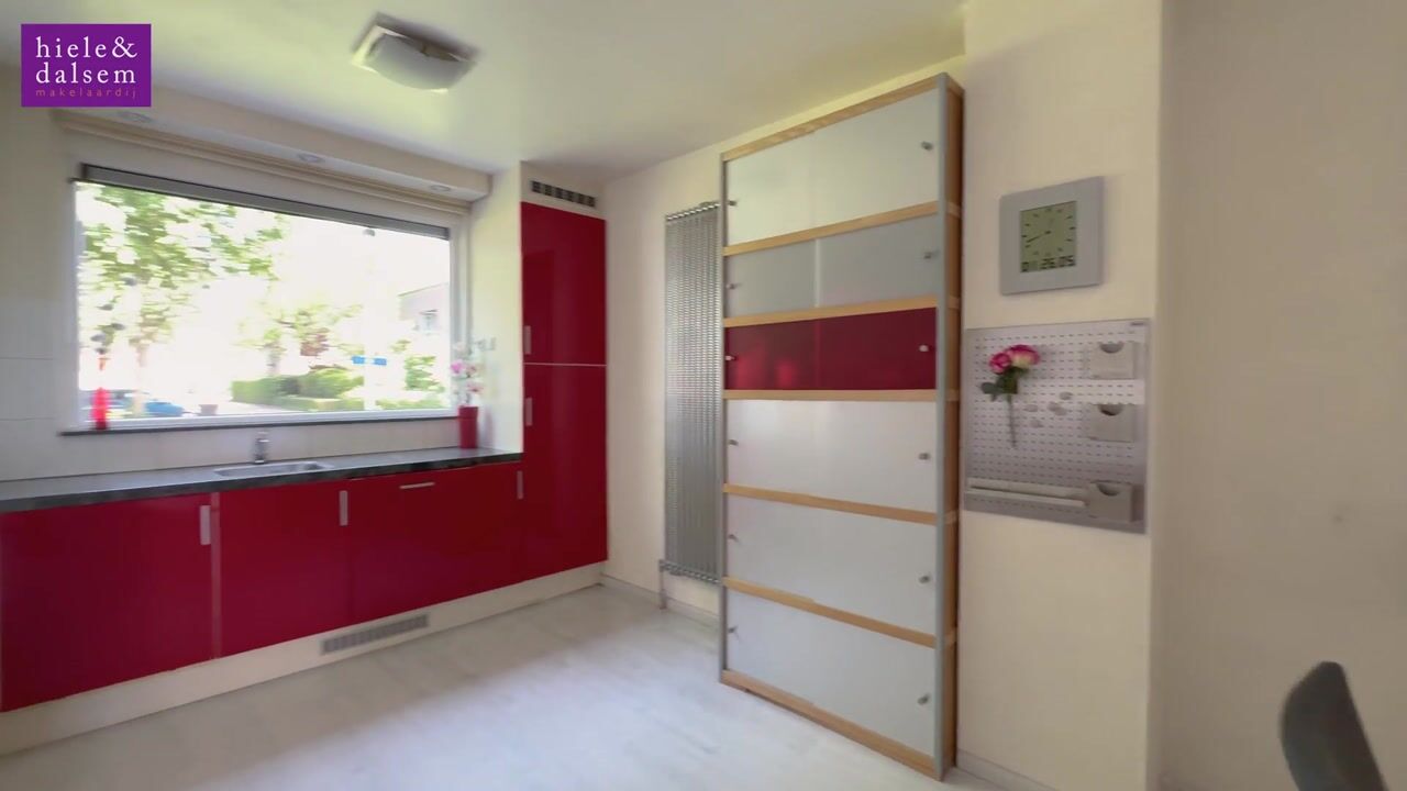 Video van Dovenetelhof 37