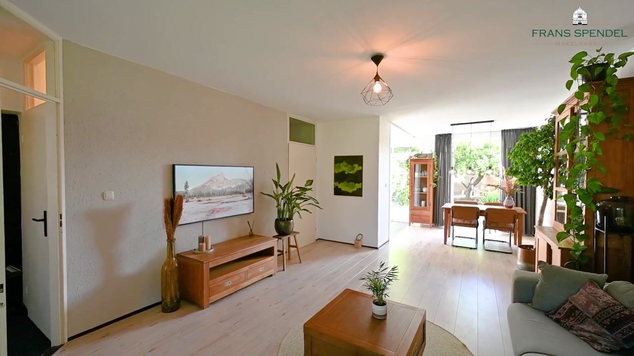 Video van Zwaluwweg 125