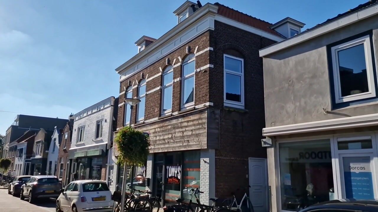 Bekijk video van Prins Hendrikstraat 18