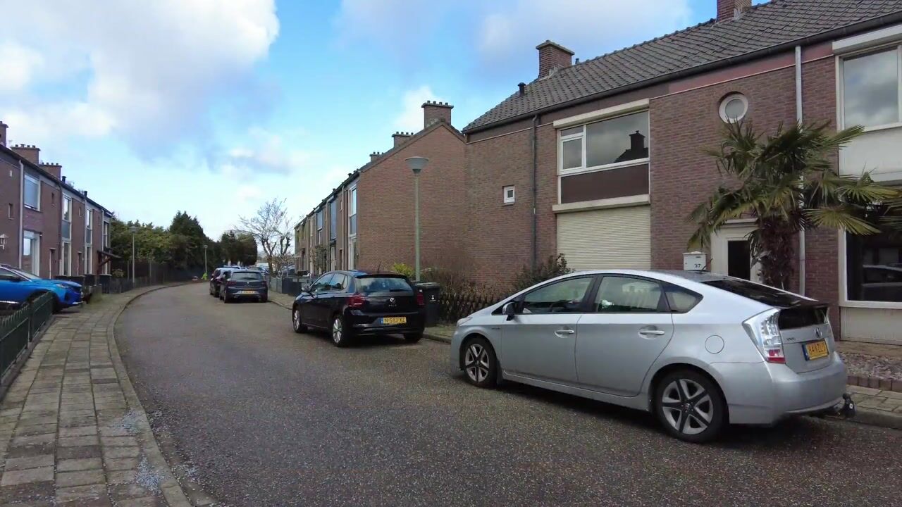 Video van Burgemeester Beerenbroekstraat 37