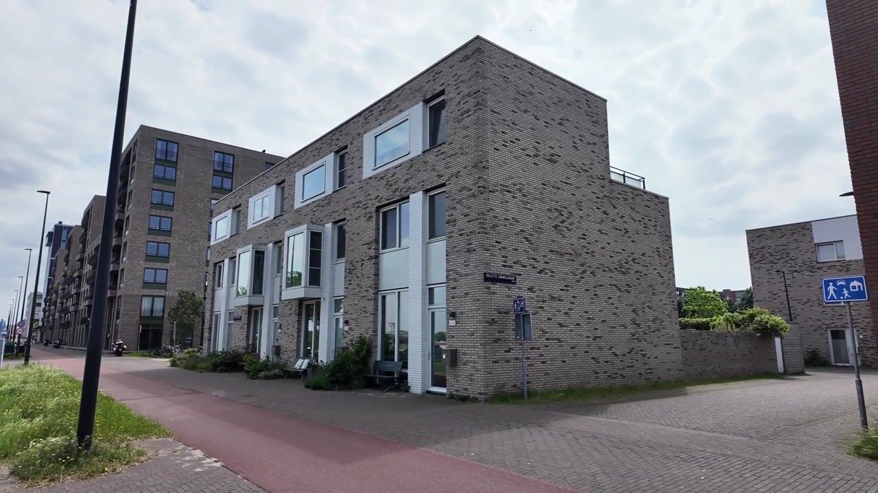 Video of Bert Haanstrakade 478