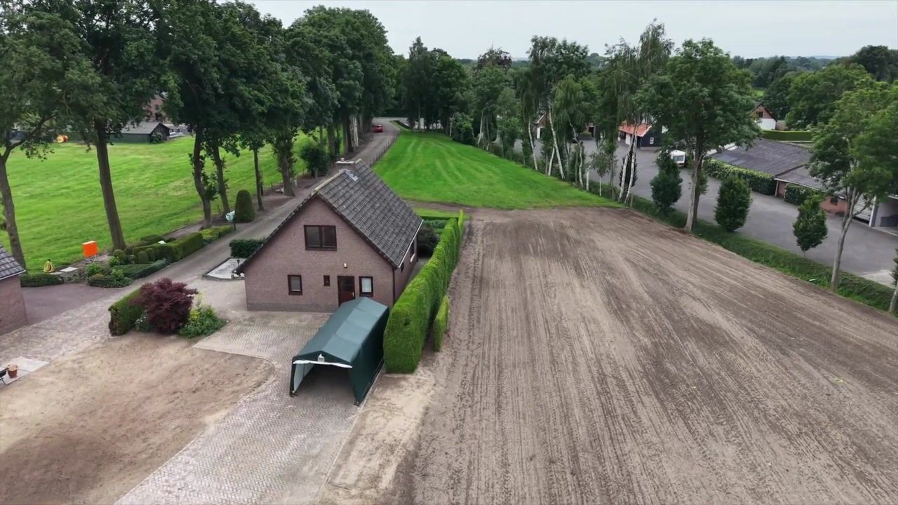 Video van Klomperweg 158