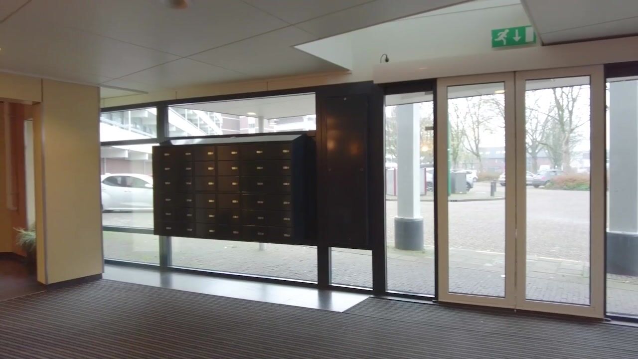 Video van Pollux 153